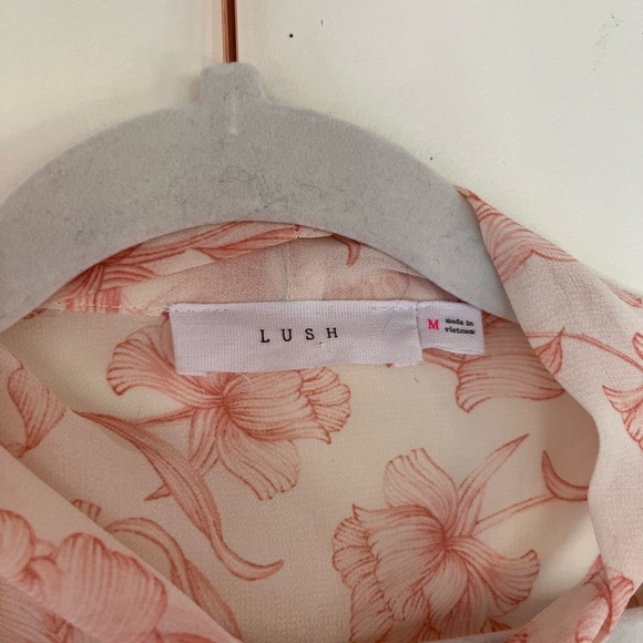 LUSH Floral Tie Neck Tunic Sheer Blouse Feminine Flowy Bell Sleeves Women’s Sz M - Picture 8 of 9